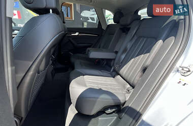 Внедорожник / Кроссовер Audi Q5 2019 в 