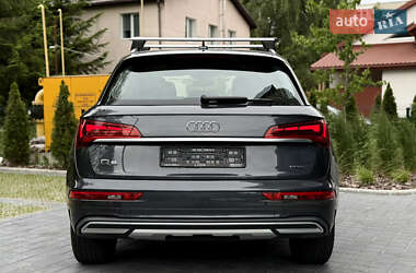 Внедорожник / Кроссовер Audi Q5 2020 в 