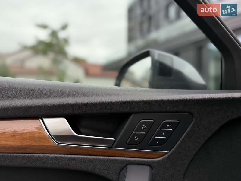 Позашляховик / Кросовер Audi Q5 2020 в Львові