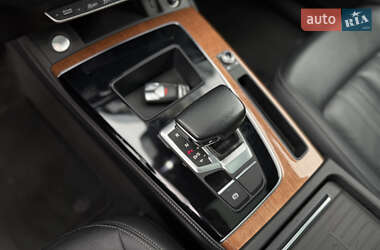 Внедорожник / Кроссовер Audi Q5 2020 в 