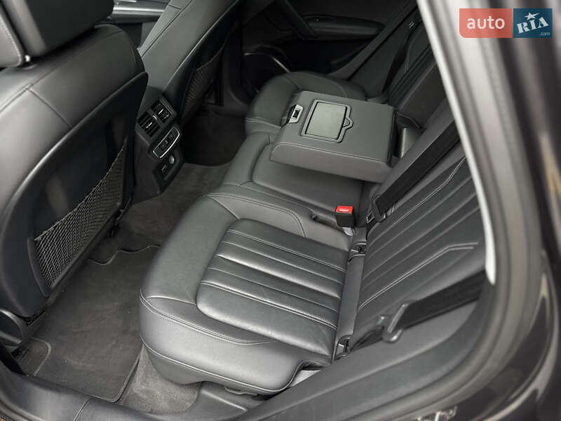 Позашляховик / Кросовер Audi Q5 2020 в Львові