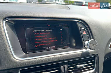 Позашляховик / Кросовер Audi Q5 2011 в 