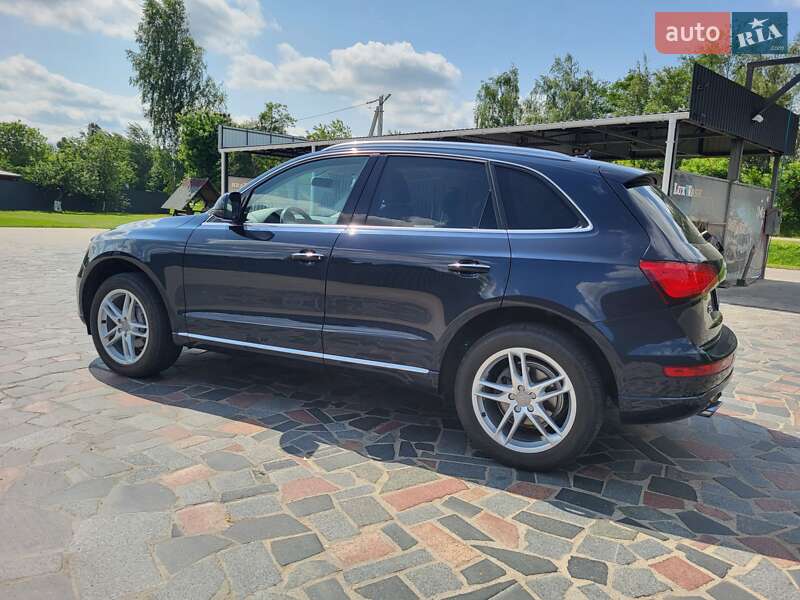 Позашляховик / Кросовер Audi Q5 2016 в Житомирі