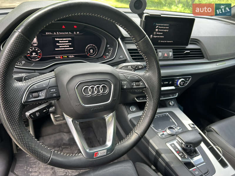 Позашляховик / Кросовер Audi Q5 2017 в Рівному