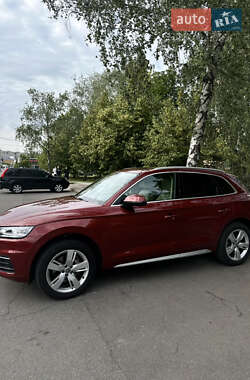 Внедорожник / Кроссовер Audi Q5 2019 в 