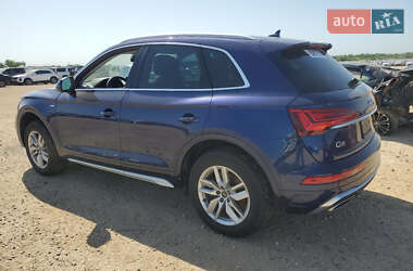 Внедорожник / Кроссовер Audi Q5 2022 в 