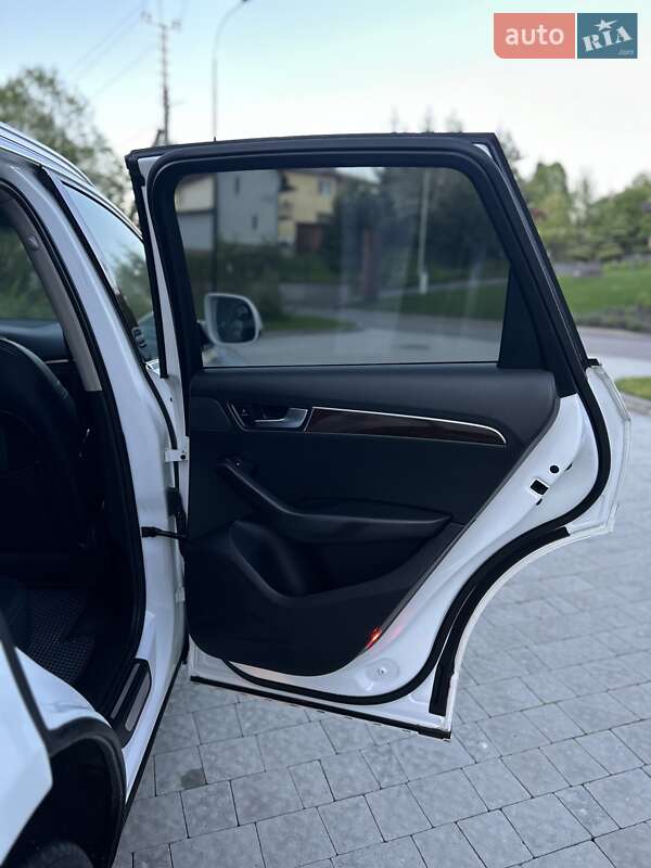 Внедорожник / Кроссовер Audi Q5 2011 в Дрогобыче
