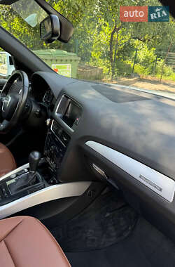 Внедорожник / Кроссовер Audi Q5 2012 в 