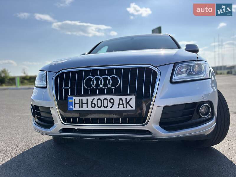 Внедорожник / Кроссовер Audi Q5 2014 в Одессе