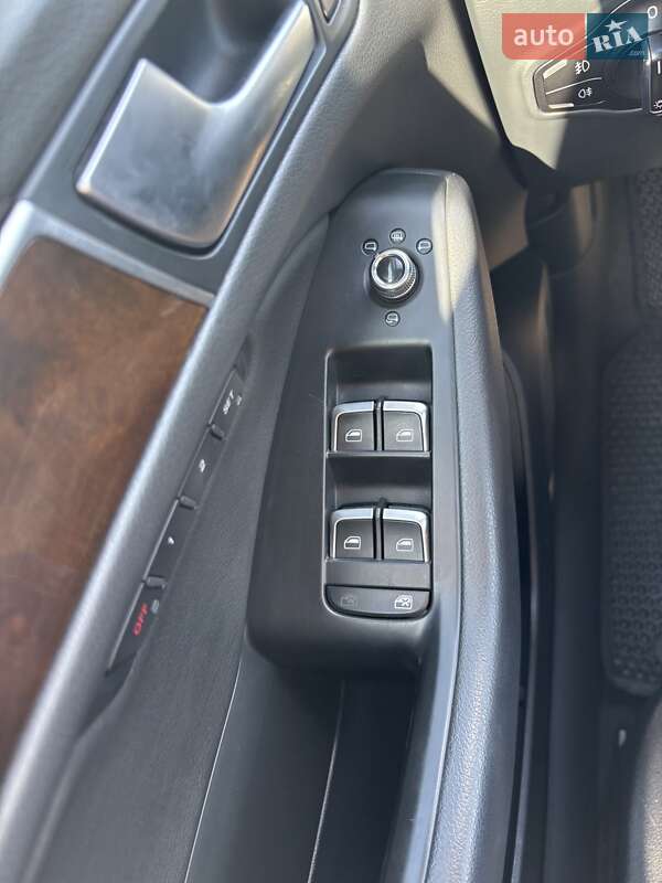 Внедорожник / Кроссовер Audi Q5 2014 в Одессе