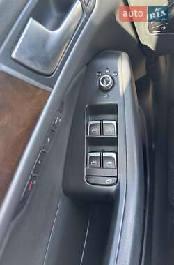 Позашляховик / Кросовер Audi Q5 2014 в 