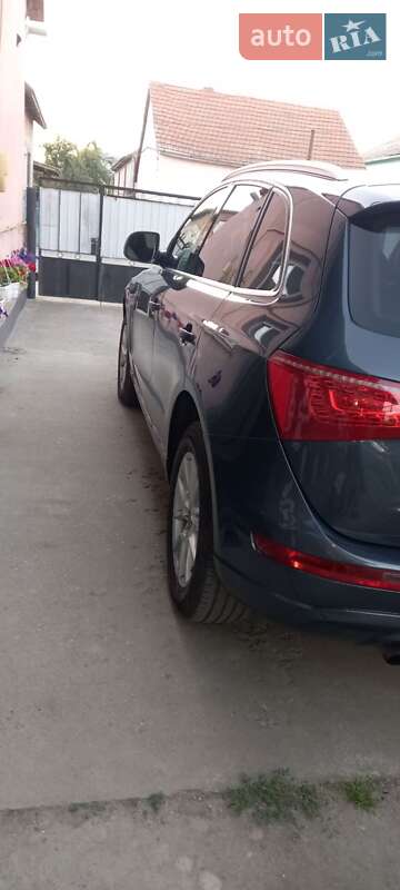 Внедорожник / Кроссовер Audi Q5 2010 в Виноградове