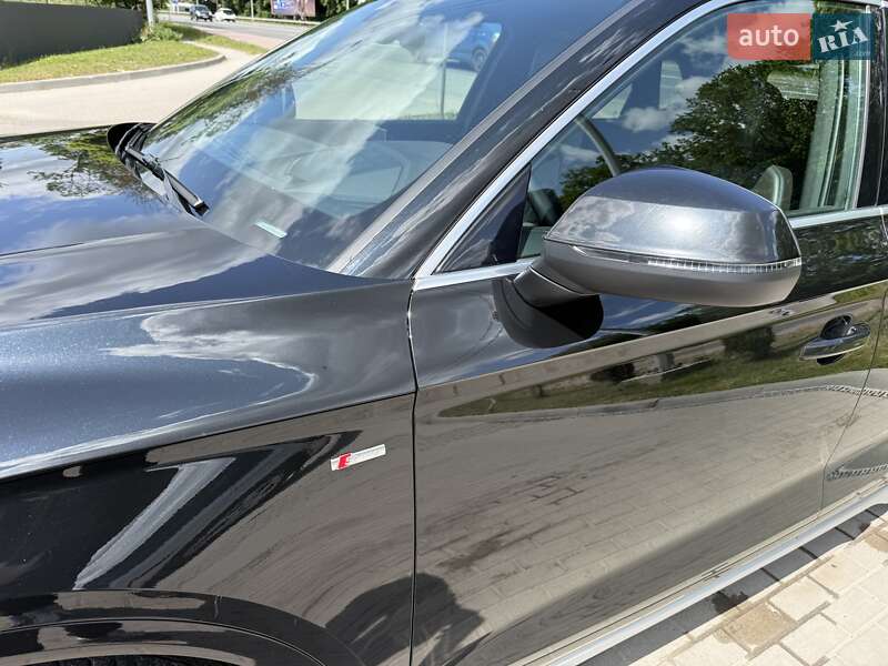 Внедорожник / Кроссовер Audi Q5 2020 в Тернополе