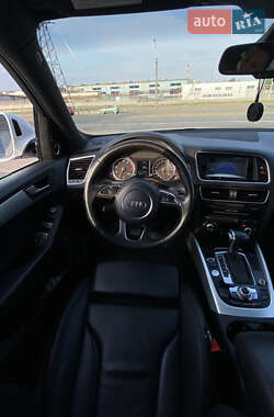 Внедорожник / Кроссовер Audi Q5 2016 в 