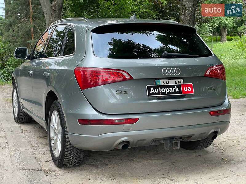 Внедорожник / Кроссовер Audi Q5 2011 в Киеве