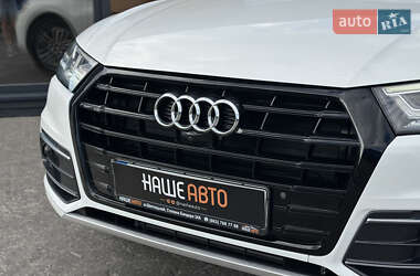 Внедорожник / Кроссовер Audi Q5 2018 в 