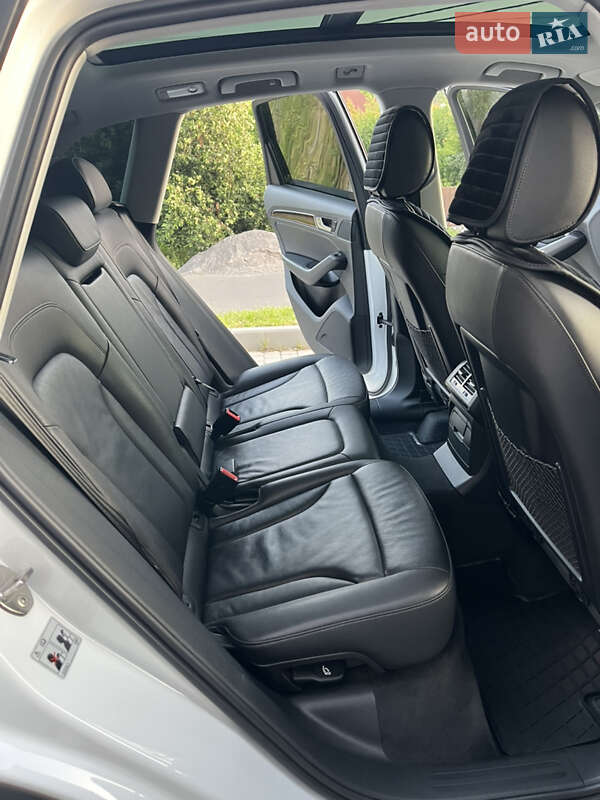 Позашляховик / Кросовер Audi Q5 2015 в Вінниці