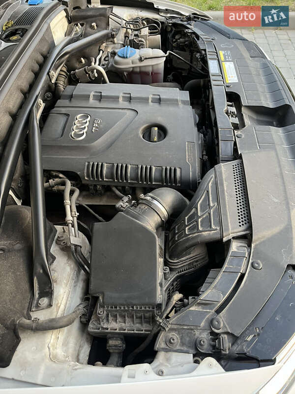 Позашляховик / Кросовер Audi Q5 2015 в Вінниці