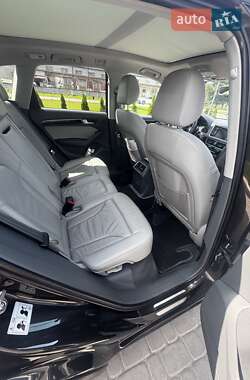 Внедорожник / Кроссовер Audi Q5 2014 в 