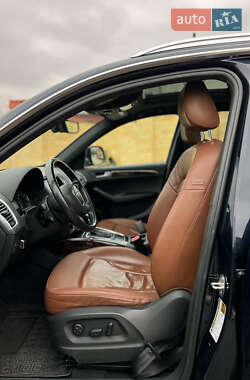 Внедорожник / Кроссовер Audi Q5 2011 в 