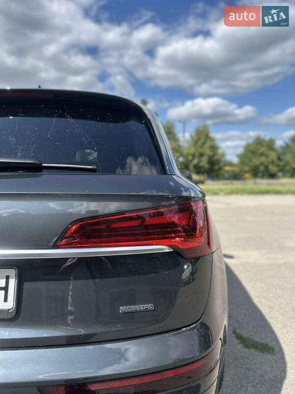Позашляховик / Кросовер Audi Q5 2021 в Кропивницькому