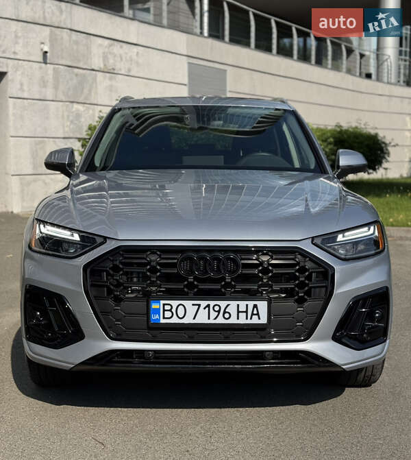 Внедорожник / Кроссовер Audi Q5 2023 в 