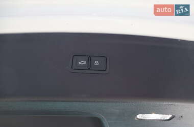 Внедорожник / Кроссовер Audi Q5 2021 в 