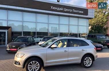 Внедорожник / Кроссовер Audi Q5 2015 в 