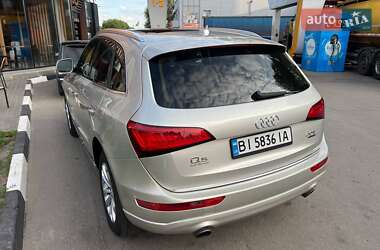 Внедорожник / Кроссовер Audi Q5 2015 в 