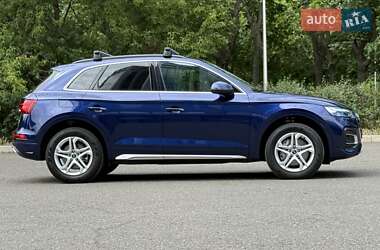 Внедорожник / Кроссовер Audi Q5 2023 в 