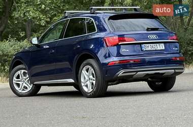 Внедорожник / Кроссовер Audi Q5 2023 в 