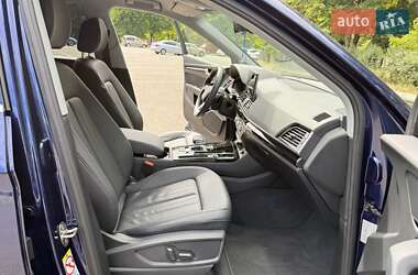 Внедорожник / Кроссовер Audi Q5 2023 в 