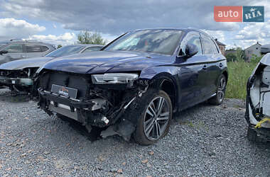 Внедорожник / Кроссовер Audi Q5 2018 в 