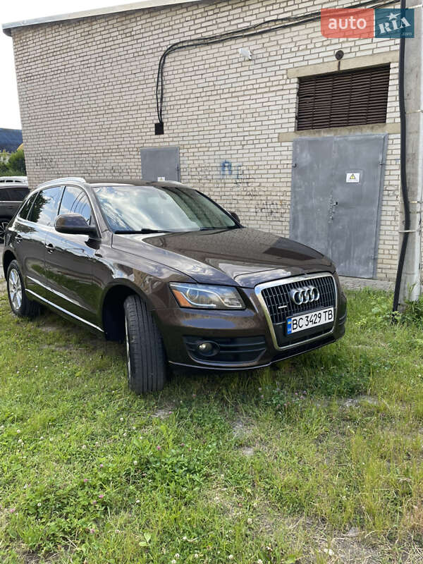 Внедорожник / Кроссовер Audi Q5 2010 в Львове