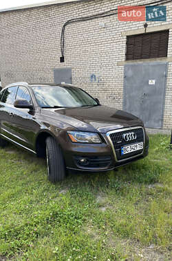 Внедорожник / Кроссовер Audi Q5 2010 в 