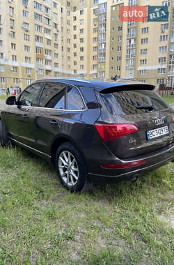 Внедорожник / Кроссовер Audi Q5 2010 в 