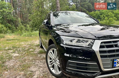 Позашляховик / Кросовер Audi Q5 2017 в Києві