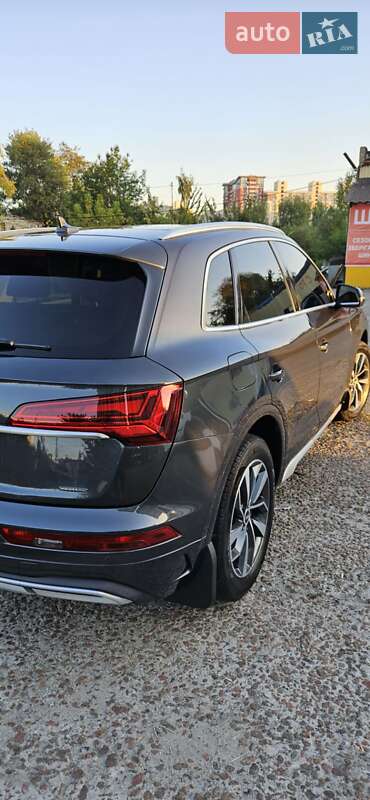 Внедорожник / Кроссовер Audi Q5 2020 в Киеве