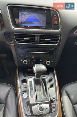 Внедорожник / Кроссовер Audi Q5 2015 в 