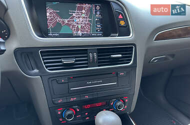 Внедорожник / Кроссовер Audi Q5 2011 в 