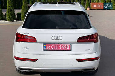 Внедорожник / Кроссовер Audi Q5 2019 в 
