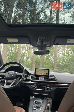 Внедорожник / Кроссовер Audi Q5 2019 в 