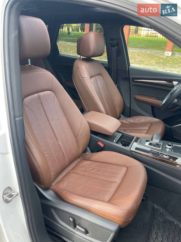 Внедорожник / Кроссовер Audi Q5 2019 в Львове