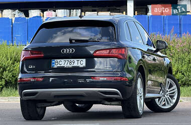 Внедорожник / Кроссовер Audi Q5 2020 в 