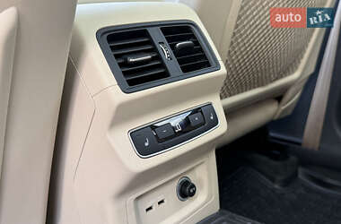 Внедорожник / Кроссовер Audi Q5 2020 в 
