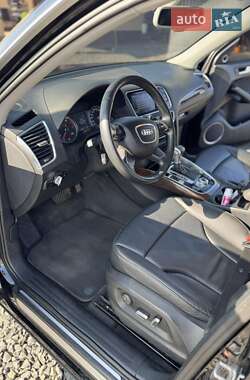 Внедорожник / Кроссовер Audi Q5 2015 в 