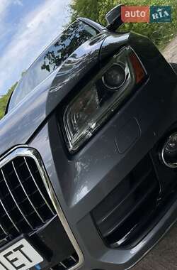 Внедорожник / Кроссовер Audi Q5 2015 в 