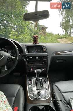 Внедорожник / Кроссовер Audi Q5 2015 в 