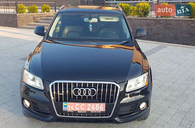Внедорожник / Кроссовер Audi Q5 2015 в 