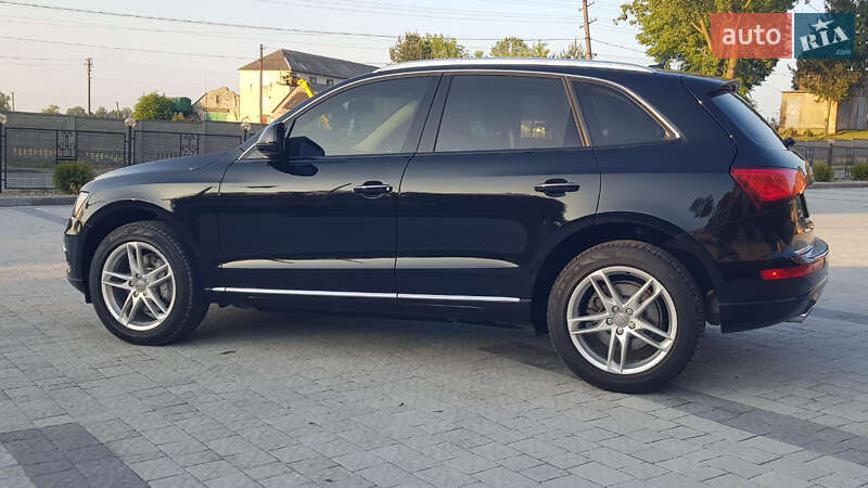 Внедорожник / Кроссовер Audi Q5 2015 в Городке